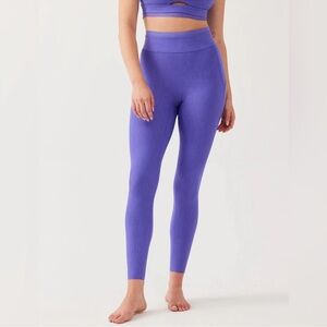 Outdoor Voices TechSweat Thrive high waist leggings EUC medium purple Violet